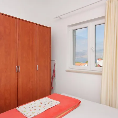 Apartment By The Sea Postira, Brac - 705 *